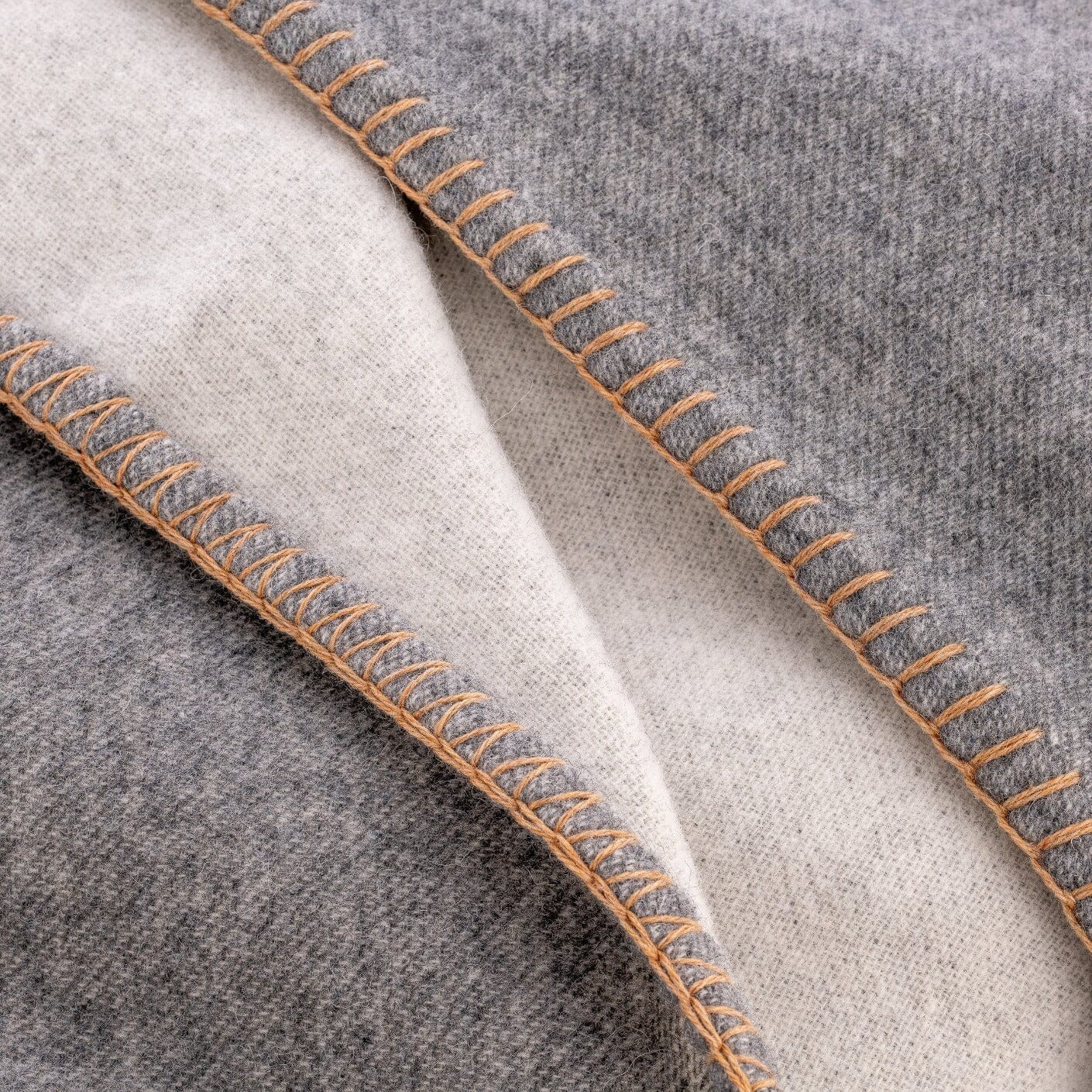 Blomus AHWI Two-Tone Wool Throw - Image 8