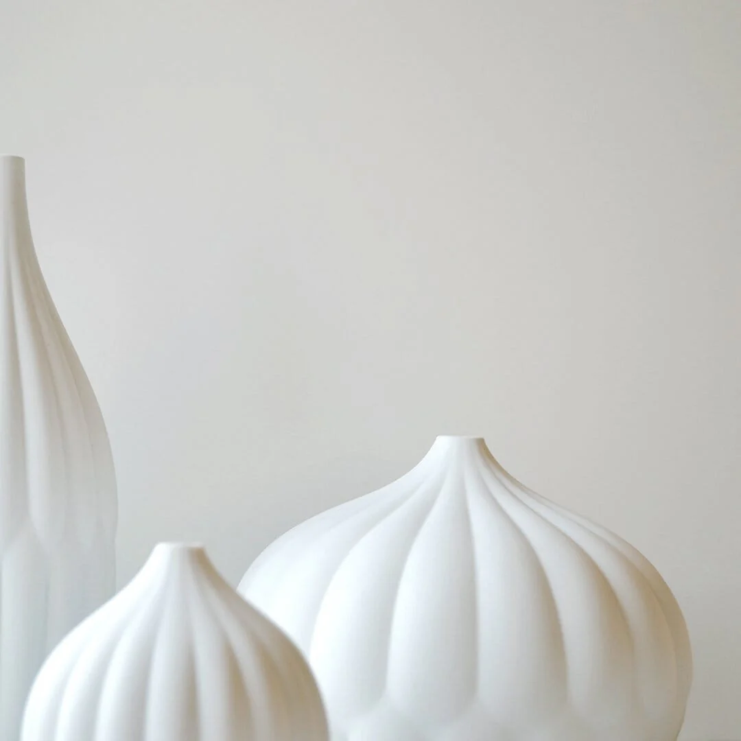 Maia Ming Set of 3 Textured Porcelain Vases - Image 5