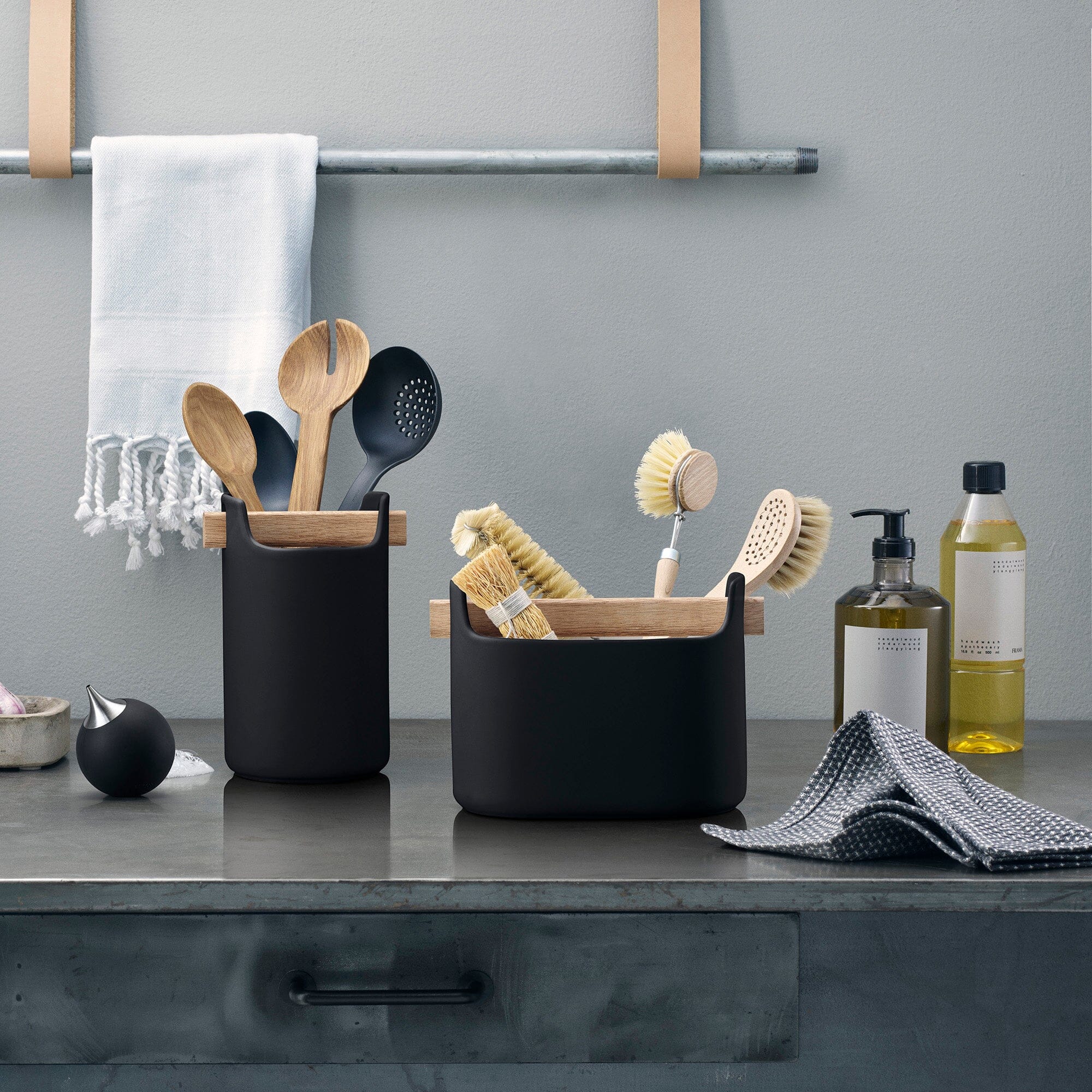 Eva Solo Wide Toolbox Organizer & Utensil Caddy - Image 9