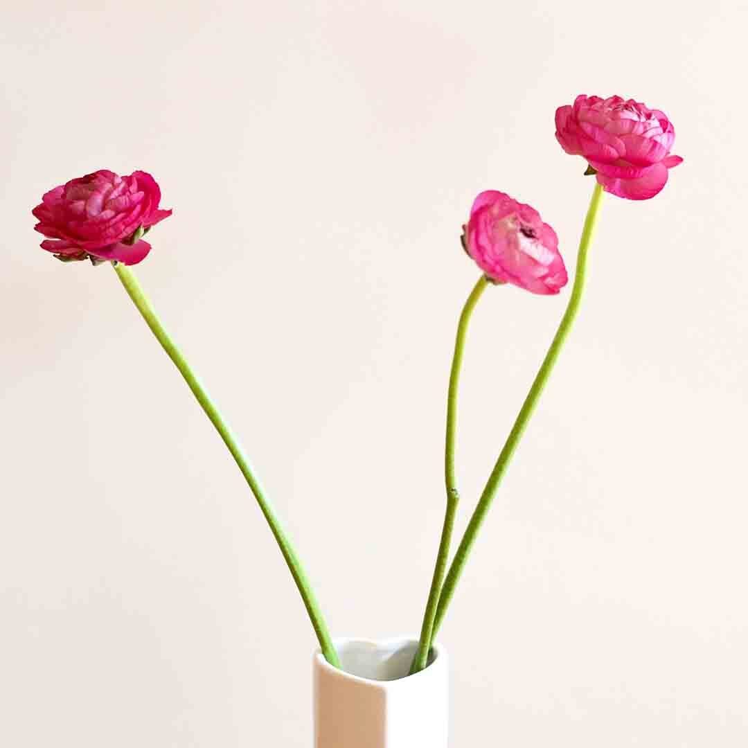 Heart Vases - Set of 3 in White Ceramic - Image 3