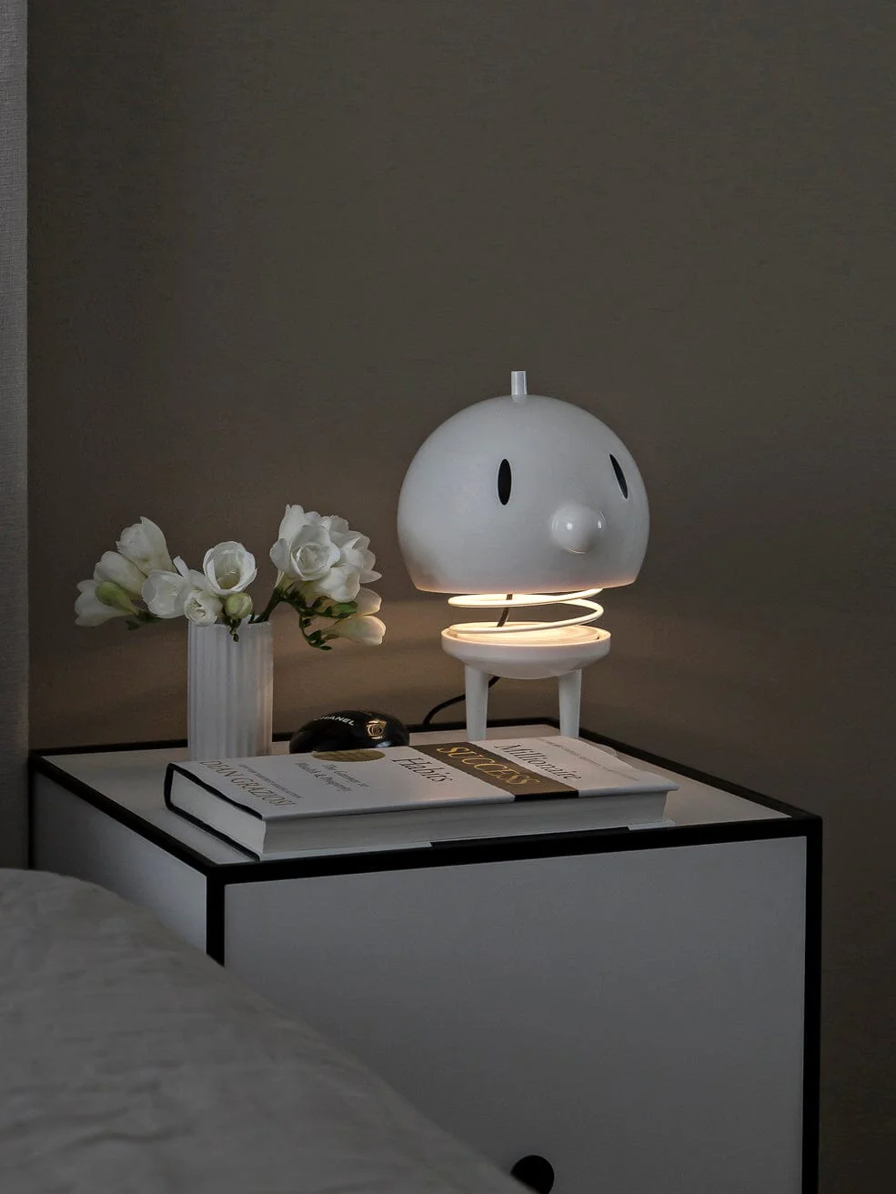 Hoptimist LED Portable Bumble Lamp - Image 7