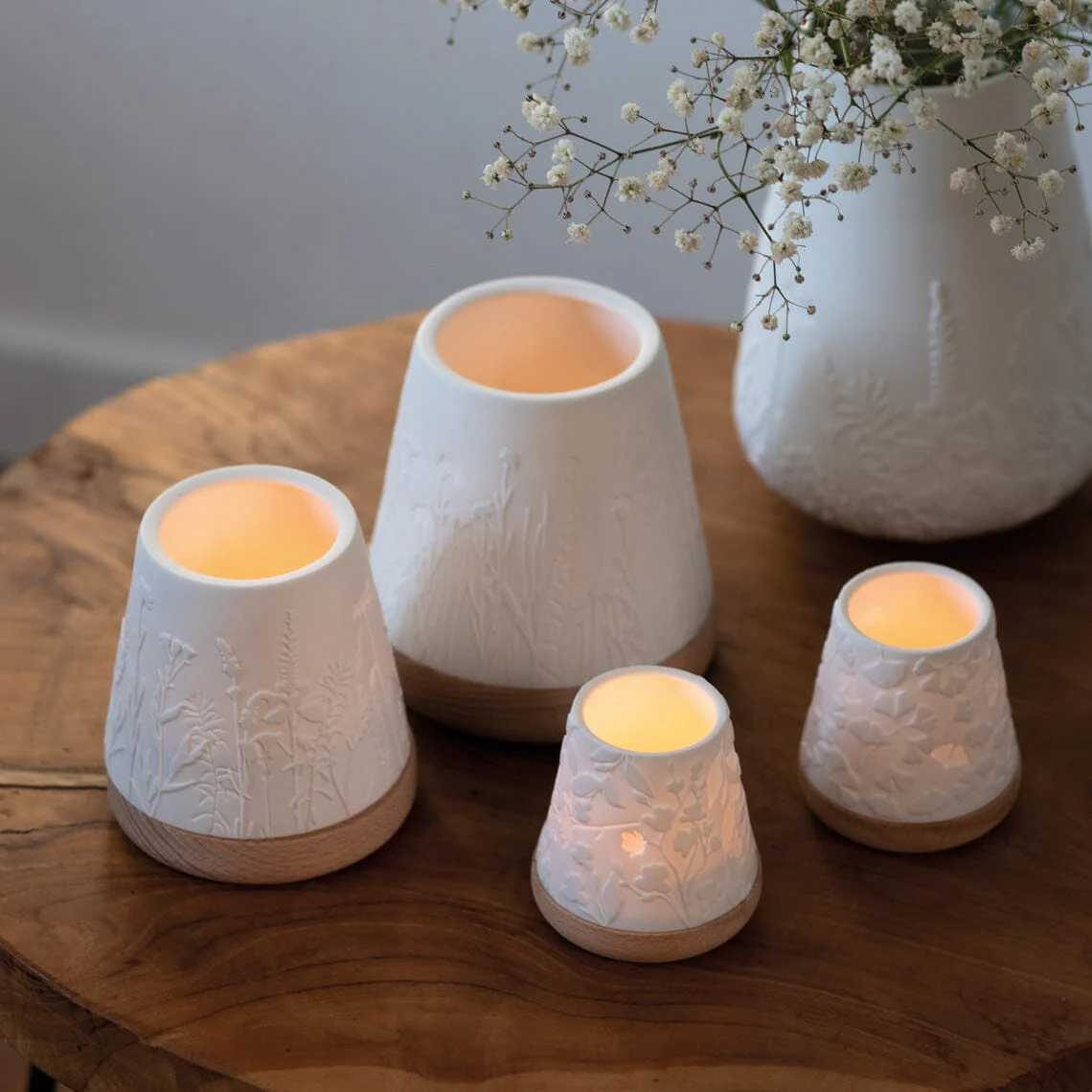 Rader Porcelain Poetry Lantern Set With Beechwood Base - Image 3