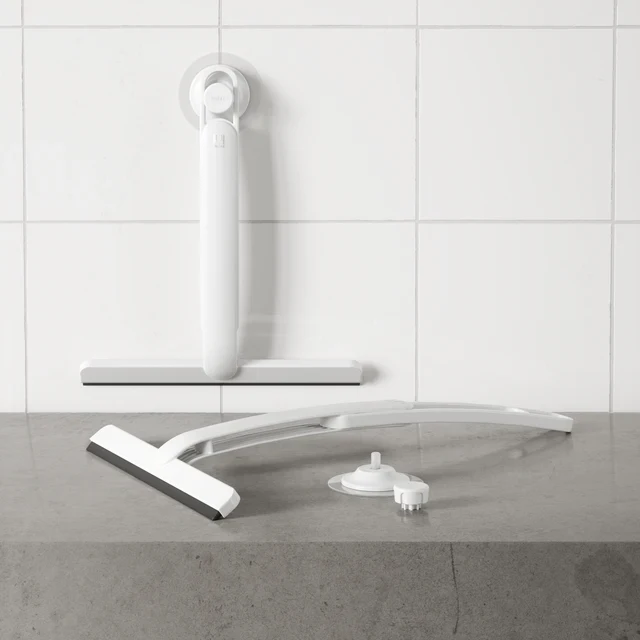 Umbra Flex Sure-Lock Squeegee - Image 5