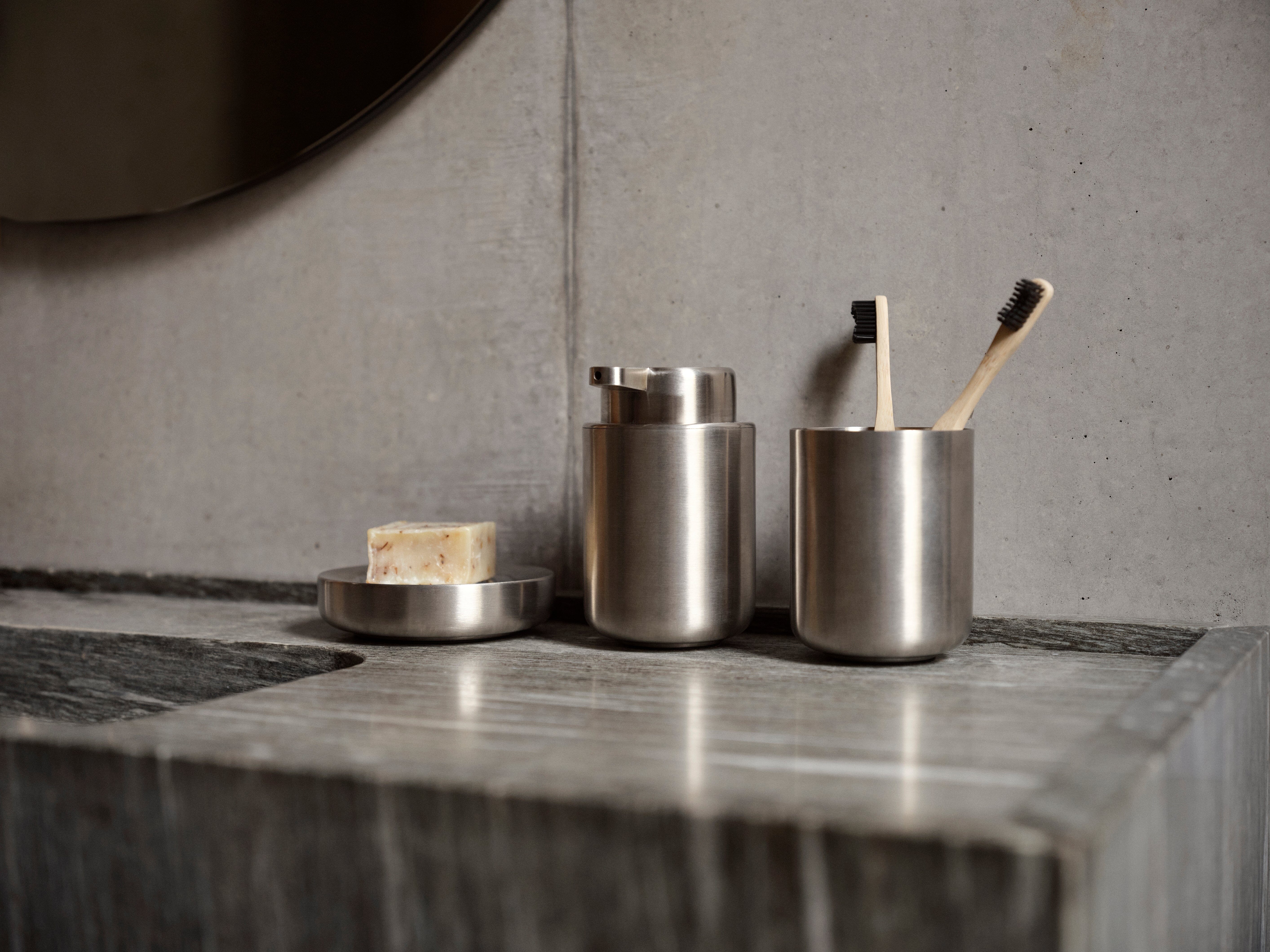 UME Toilet Brush - Image 23